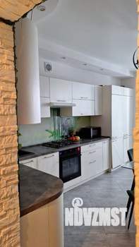 2-к квартира, вторичка, 54м2, 4/4 этаж