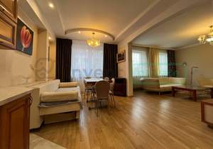 2-к квартира, вторичка, 74м2, 2/4 этаж
