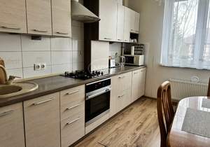 2-к квартира, вторичка, 60м2, 3/9 этаж