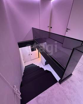 4-к квартира, вторичка, 219м2, 8/8 этаж