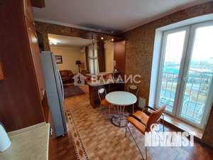 3-к квартира, вторичка, 104м2, 10/10 этаж