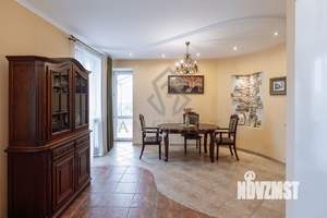 3-к квартира, вторичка, 103м2, 6/7 этаж