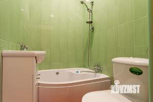 5-к квартира, вторичка, 65м2, 1/4 этаж