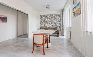 2-к квартира, вторичка, 58м2, 3/5 этаж