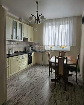 2-к квартира, вторичка, 62м2, 9/9 этаж