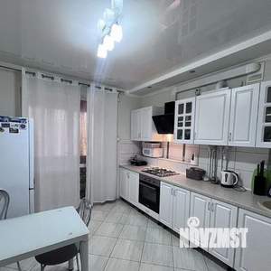 2-к квартира, вторичка, 60м2, 1/8 этаж