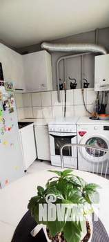 2-к квартира, вторичка, 52м2, 1/4 этаж