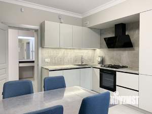 3-к квартира, вторичка, 85м2, 1/3 этаж