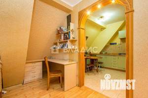 2-к квартира, вторичка, 63м2, 4/4 этаж