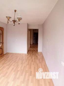 3-к квартира, вторичка, 64м2, 5/5 этаж