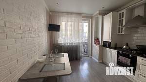 2-к квартира, вторичка, 56м2, 1/9 этаж