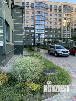 2-к квартира, вторичка, 62м2, 1/10 этаж