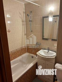 3-к квартира, вторичка, 58м2, 1/4 этаж