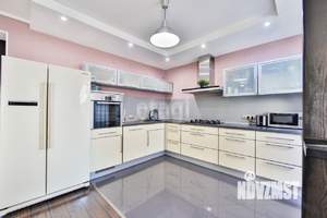 3-к квартира, вторичка, 100м2, 4/5 этаж
