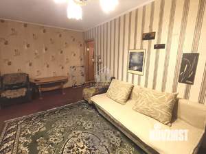 2-к квартира, вторичка, 43м2, 1/4 этаж