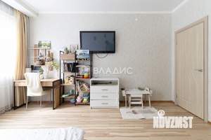 2-к квартира, вторичка, 62м2, 1/9 этаж