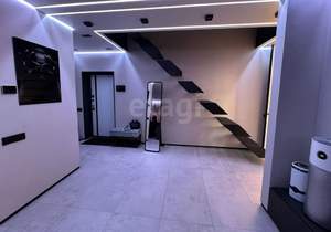 4-к квартира, вторичка, 219м2, 8/8 этаж
