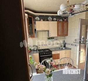 3-к квартира, вторичка, 74м2, 9/9 этаж