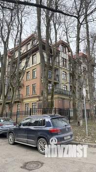 4-к квартира, вторичка, 200м2, 4/5 этаж