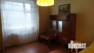 2-к квартира, вторичка, 54м2, 1/10 этаж