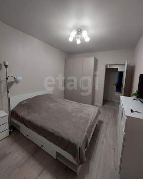 2-к квартира, вторичка, 60м2, 8/8 этаж