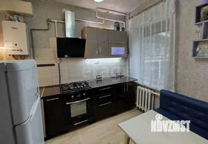 2-к квартира, вторичка, 35м2, 1/4 этаж