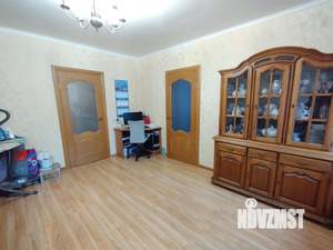 4-к квартира, вторичка, 73м2, 3/3 этаж