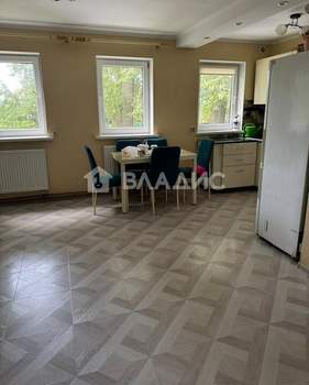 4-к квартира, вторичка, 60м2, 1/3 этаж