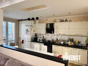 2-к квартира, вторичка, 70м2, 9/10 этаж