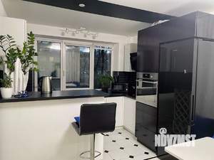 2-к квартира, вторичка, 42м2, 1/5 этаж