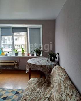 4-к квартира, вторичка, 62м2, 5/5 этаж