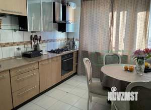 3-к квартира, вторичка, 72м2, 9/9 этаж