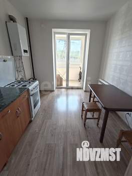 2-к квартира, вторичка, 60м2, 1/10 этаж