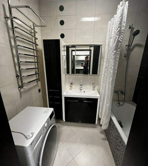 2-к квартира, вторичка, 75м2, 1/9 этаж
