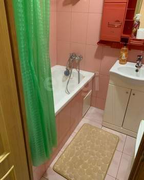 2-к квартира, вторичка, 44м2, 1/5 этаж