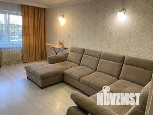 2-к квартира, вторичка, 65м2, 1/9 этаж