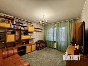 6-к квартира, вторичка, 113м2, 1/9 этаж