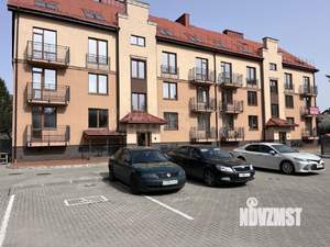 3-к квартира, вторичка, 85м2, 1/3 этаж