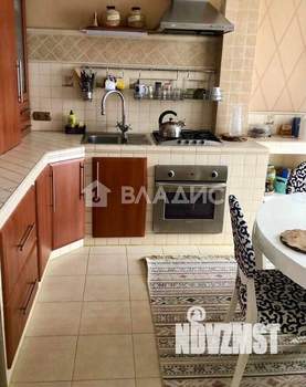 3-к квартира, вторичка, 70м2, 6/6 этаж