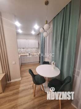 2-к квартира, вторичка, 38м2, 1/4 этаж