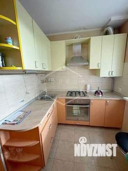 2-к квартира, вторичка, 40м2, 1/5 этаж