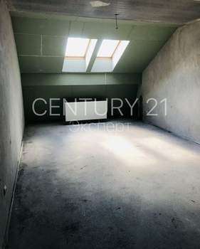 3-к квартира, вторичка, 131м2, 6/6 этаж