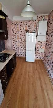 2-к квартира, вторичка, 46м2, 1/4 этаж