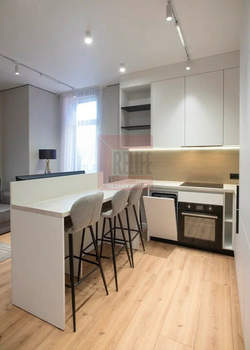 1-к квартира, вторичка, 77м2, 9/9 этаж