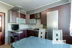 2-к квартира, вторичка, 60м2, 9/9 этаж