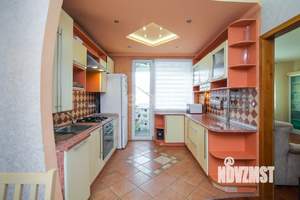 2-к квартира, вторичка, 68м2, 3/5 этаж