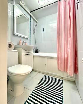 2-к квартира, вторичка, 46м2, 1/5 этаж