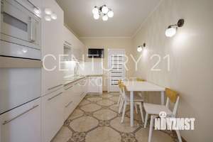 2-к квартира, вторичка, 70м2, 7/10 этаж