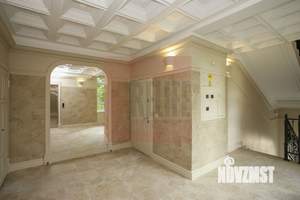 2-к квартира, вторичка, 113м2, 1/4 этаж