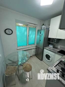 2-к квартира, вторичка, 43м2, 1/5 этаж